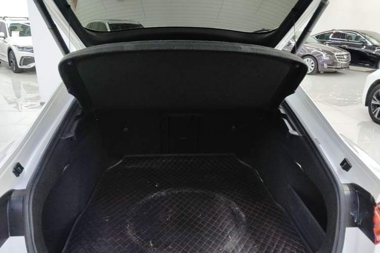 Used Volkswagen FAW-Volkswagen CC 2020 330TSI Glamour Edition China VI Standard Trunk