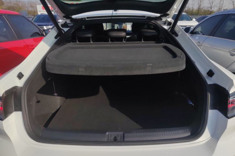 Used Volkswagen FAW-Volkswagen CC 2020 330TSI Huayan Edition China VI Standard Trunk