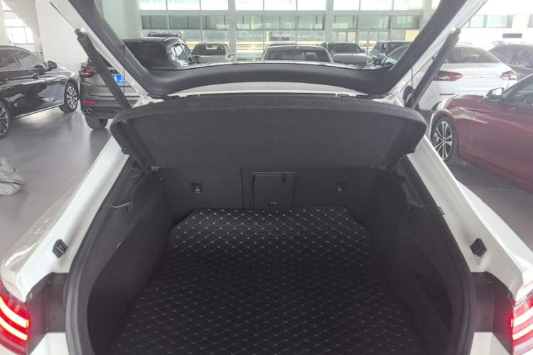 Used Volkswagen FAW-Volkswagen CC 2020 330TSI Glamour Edition China VI Standard Trunk