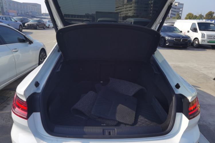 Used Volkswagen FAW-Volkswagen CC 2020 330TSI Glamour Edition China VI Standard Trunk