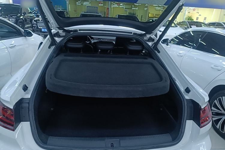 Used Volkswagen FAW-Volkswagen CC 2020 330TSI Glamour Edition China VI Standard Trunk