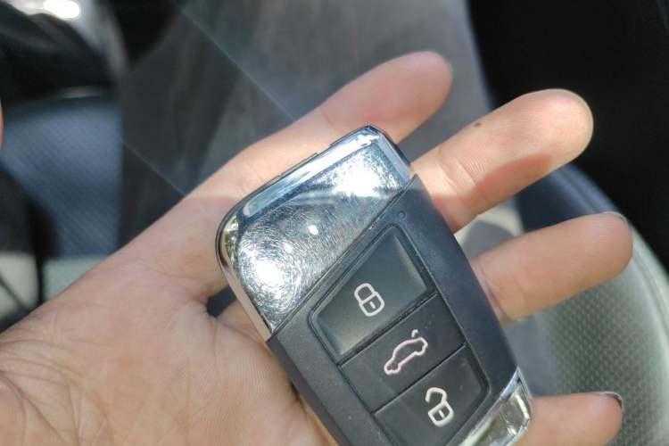 Used Volkswagen FAW-Volkswagen CC 2020 330TSI Glamour Edition China VI Standard Vehicle Key