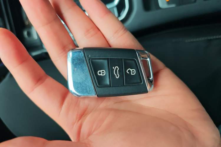 Used Volkswagen FAW-Volkswagen CC 2020 330TSI Glamour Edition China VI Standard Vehicle Key