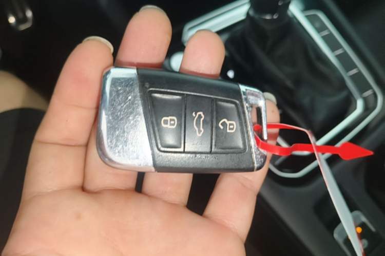 Used Volkswagen FAW-Volkswagen CC 2020 330TSI Glamour Edition China VI Standard Vehicle Key