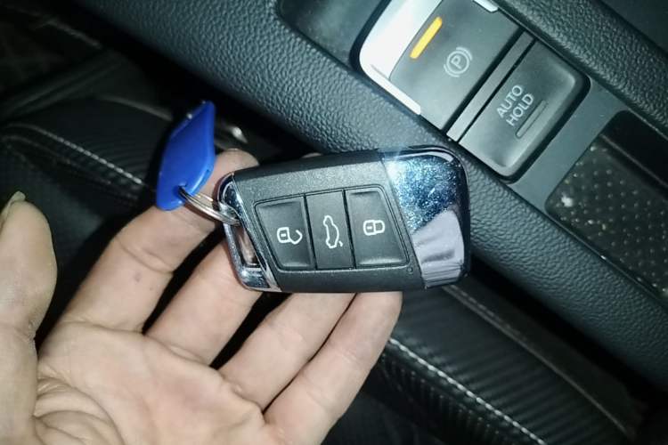 Used Volkswagen FAW-Volkswagen CC 2020 330TSI Glamour Edition China VI Standard Vehicle Key