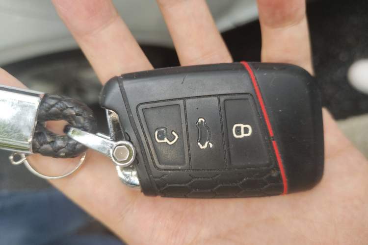 Used Volkswagen FAW-Volkswagen CC 2020 330TSI Glamour Edition China VI Standard Vehicle Key
