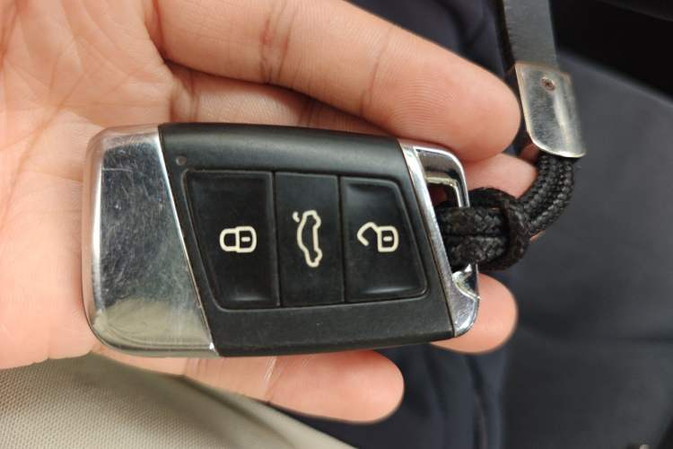 Used Volkswagen FAW-Volkswagen CC 2020 330TSI Huayan Edition China VI Standard Vehicle Key