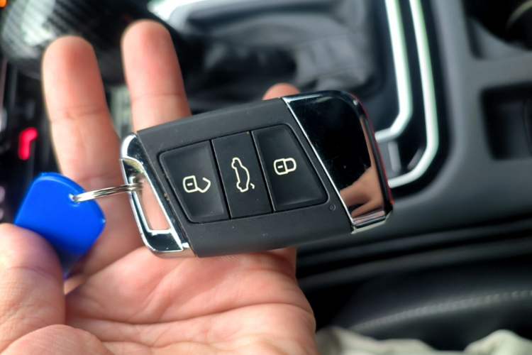 Used Volkswagen FAW-Volkswagen CC 2020 330TSI Glamour Edition China VI Standard Vehicle Key