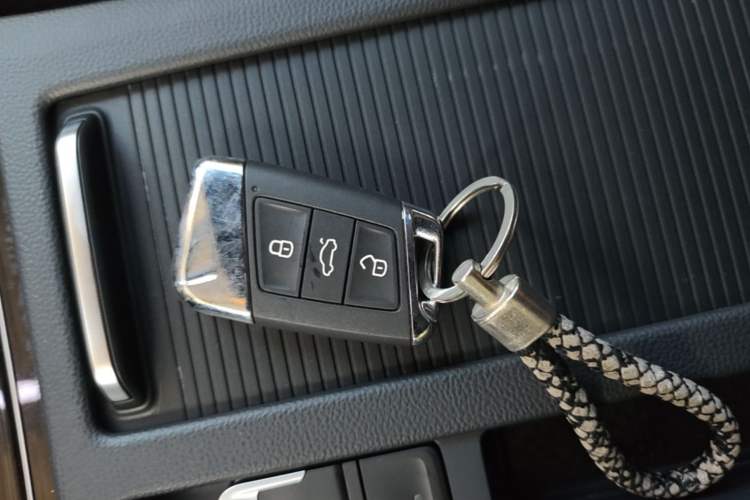 Used Volkswagen FAW-Volkswagen CC 2020 330TSI Huayan Edition China VI Standard Vehicle Key