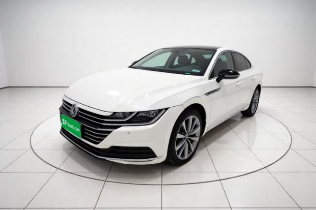 Volkswagen FAW-Volkswagen CC 2020 330TSI Huayan Edition China VI Standard مستعملة