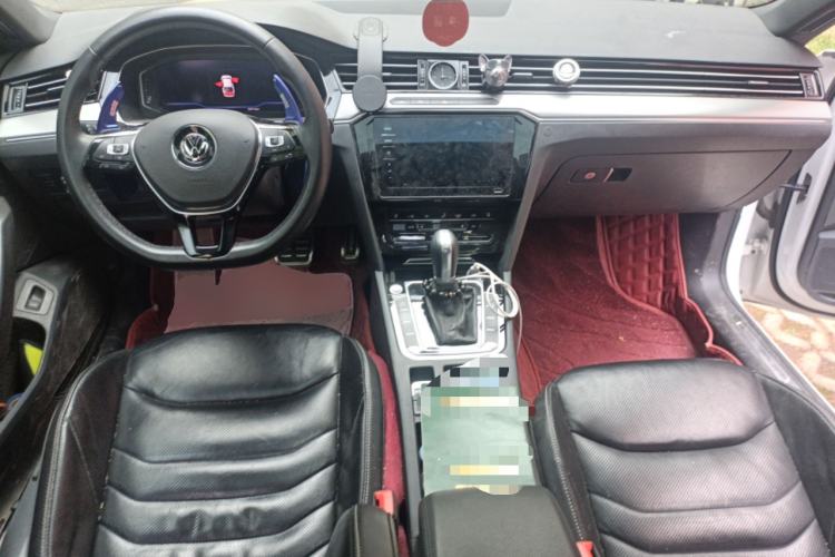 Used Volkswagen FAW-Volkswagen CC 2020 330TSI Glamour Edition China VI Standard Center Console