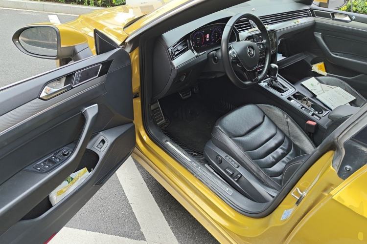 Used Volkswagen FAW-Volkswagen CC 2020 330TSI Glamour Edition China VI Standard Driver Seat