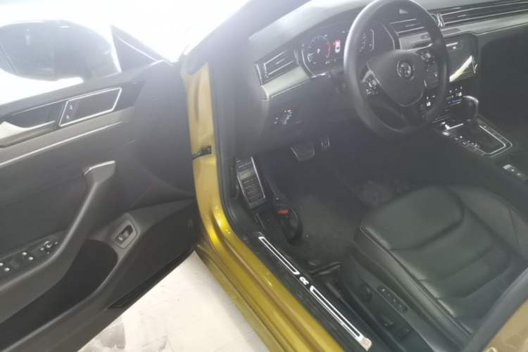Used Volkswagen FAW-Volkswagen CC 2020 330TSI Glamour Edition China VI Standard Driver Seat