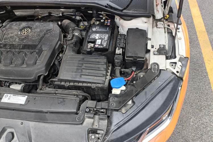 Used Volkswagen FAW-Volkswagen CC 2020 330TSI Glamour Edition China VI Standard Engine Bay Left