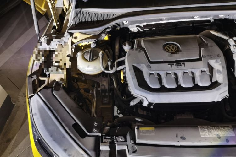 Used Volkswagen FAW-Volkswagen CC 2020 330TSI Glamour Edition China VI Standard Engine Bay Right