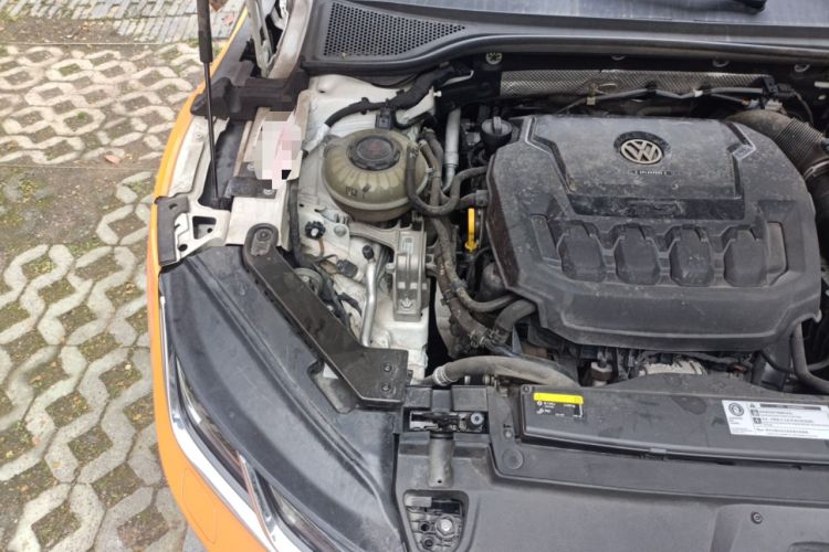 Used Volkswagen FAW-Volkswagen CC 2020 330TSI Glamour Edition China VI Standard Engine Bay Right