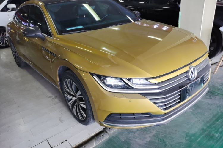Used Volkswagen FAW-Volkswagen CC 2020 330TSI Glamour Edition China VI Standard Front Right 45 Deg