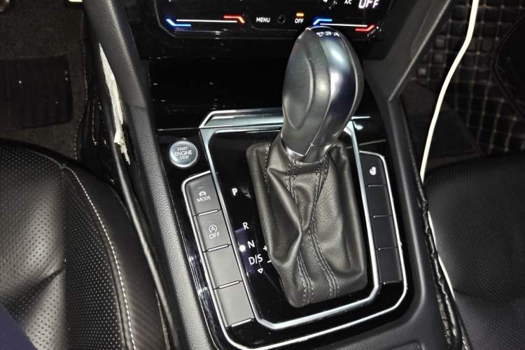 Used Volkswagen FAW-Volkswagen CC 2020 330TSI Glamour Edition China VI Standard Gear Lever