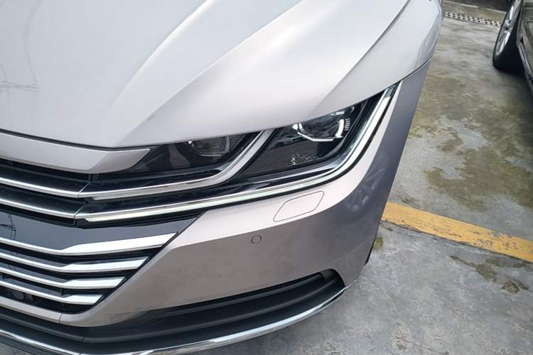 Used Volkswagen FAW-Volkswagen CC 2020 330TSI Glamour Edition China VI Standard Left Front Headlight