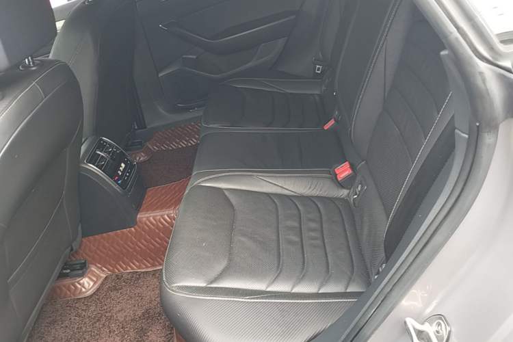 Used Volkswagen FAW-Volkswagen CC 2020 330TSI Glamour Edition China VI Standard Left Rear Seat