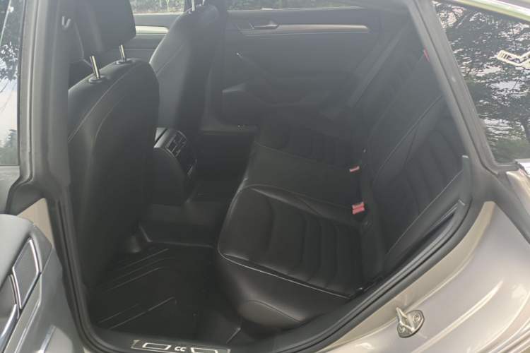 Used Volkswagen FAW-Volkswagen CC 2020 330TSI Glamour Edition China VI Standard Left Rear Seat