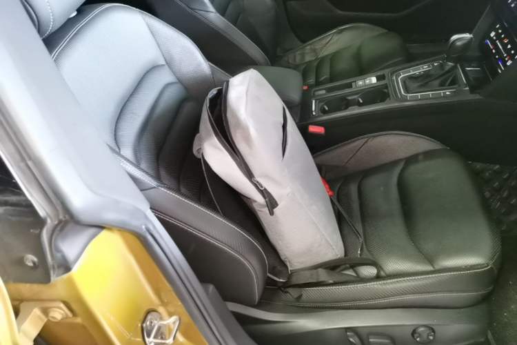 Used Volkswagen FAW-Volkswagen CC 2020 330TSI Glamour Edition China VI Standard Right Front Seat