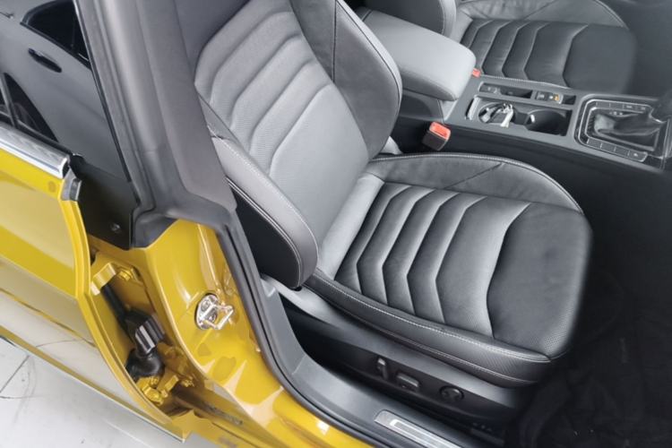 Used Volkswagen FAW-Volkswagen CC 2020 330TSI Glamour Edition China VI Standard Right Front Seat