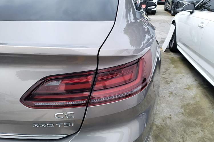 Used Volkswagen FAW-Volkswagen CC 2020 330TSI Glamour Edition China VI Standard Right Rear Taillight