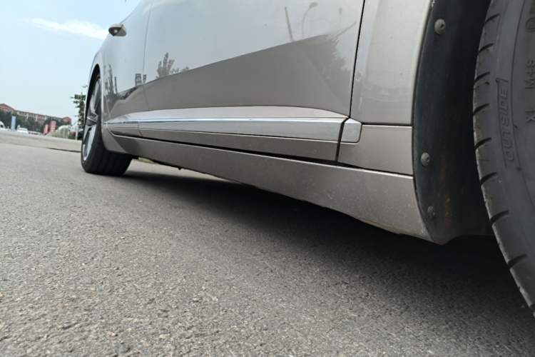 Used Volkswagen FAW-Volkswagen CC 2020 330TSI Glamour Edition China VI Standard Right Side Sill