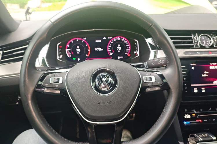 Used Volkswagen FAW-Volkswagen CC 2020 330TSI Glamour Edition China VI Standard Steering Wheel