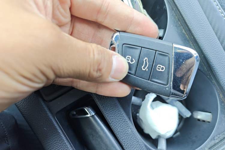 Used Volkswagen FAW-Volkswagen CC 2020 330TSI Glamour Edition China VI Standard Vehicle Key