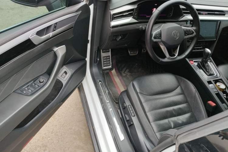 Used Volkswagen FAW-Volkswagen CC 2021 Estate Car 380TSI Vizion Edition Driver Seat