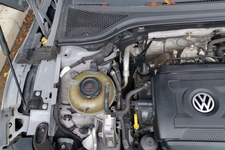 Used Volkswagen FAW-Volkswagen CC 2021 Estate Car 380TSI Vizion Edition Engine Bay Right