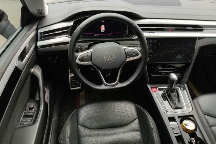 Used Volkswagen FAW-Volkswagen CC 2021 Estate Car 380TSI Vizion Edition Steering Wheel