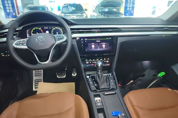 Used Volkswagen FAW-Volkswagen CC 2021 Estate Car 380TSI Vizion Edition Center Console