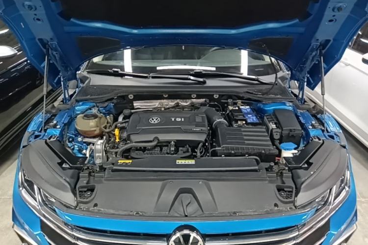 Used Volkswagen FAW-Volkswagen CC 2021 Estate Car 380TSI Vizion Edition Engine Bay