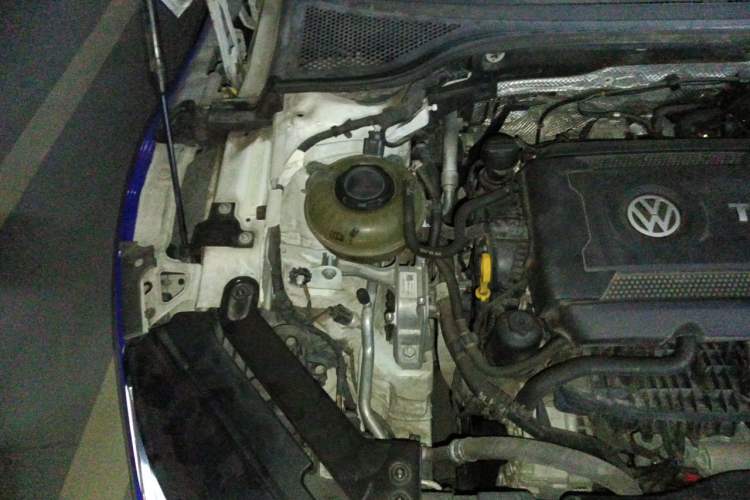Used Volkswagen FAW-Volkswagen CC 2021 380TSI Striking Edition Engine Bay Right