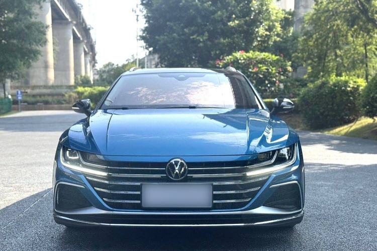 Used Volkswagen FAW-Volkswagen CC 2021 Estate Vehicle 380TSI Vizzion Edition Exterior 1