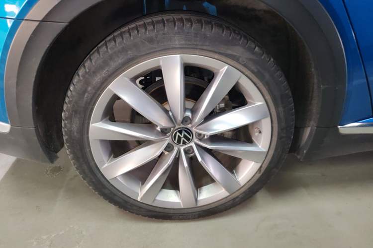 Used Volkswagen FAW-Volkswagen CC 2021 Estate Car 380TSI Vizion Edition Exterior 5