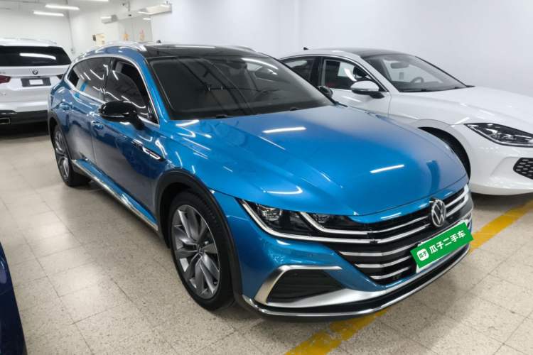 Used Volkswagen FAW-Volkswagen CC 2021 Estate Car 380TSI Vizion Edition Front Right 45 Deg