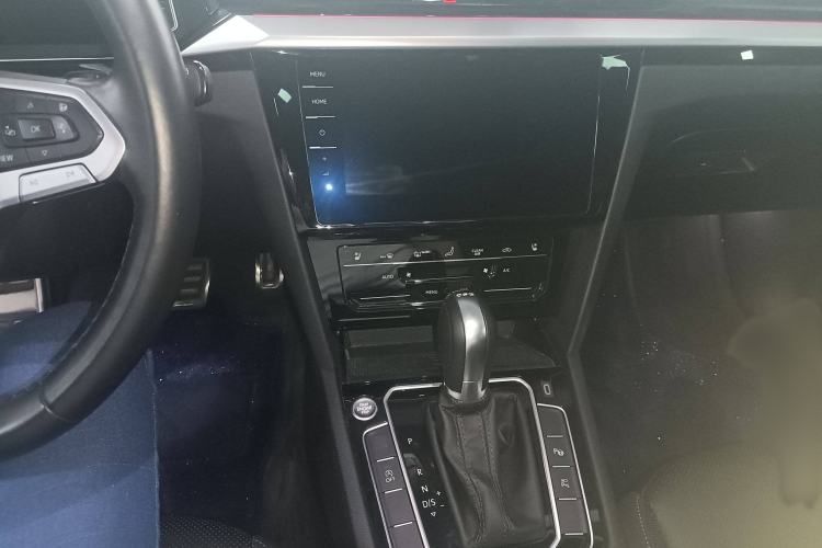 Used Volkswagen FAW-Volkswagen CC 2021 Estate Vehicle 380TSI Vizzion Edition Interior 3