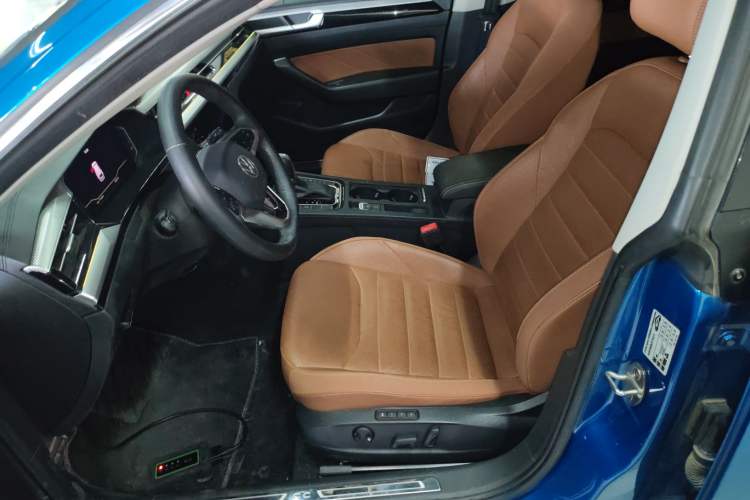 Used Volkswagen FAW-Volkswagen CC 2021 Estate Car 380TSI Vizion Edition Left Front Seat