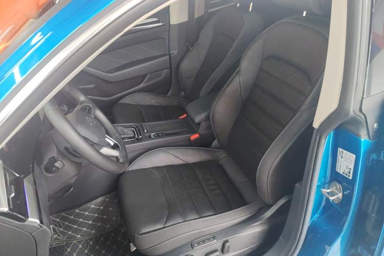 Used Volkswagen FAW-Volkswagen CC 2021 Estate Car 380TSI Vizion Edition Left Front Seat
