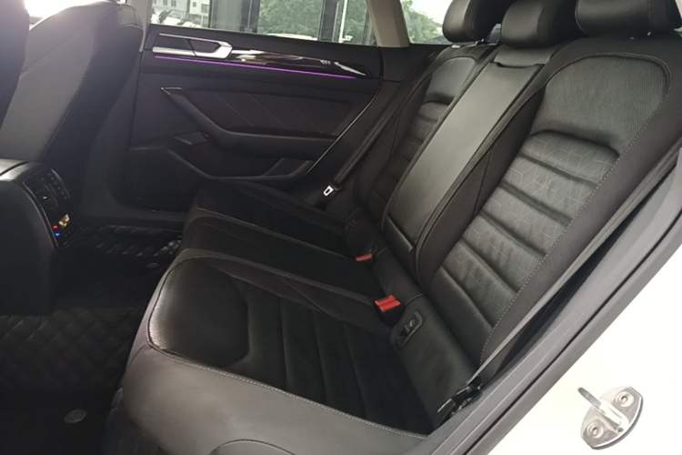 Used Volkswagen FAW-Volkswagen CC 2021 Estate Car 380TSI Vizion Edition Left Rear Seat