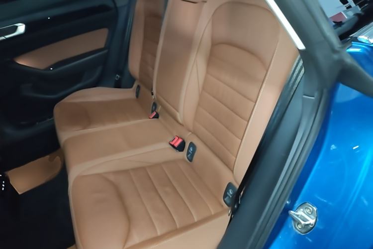 Used Volkswagen FAW-Volkswagen CC 2021 Estate Car 380TSI Vizion Edition Left Rear Seat