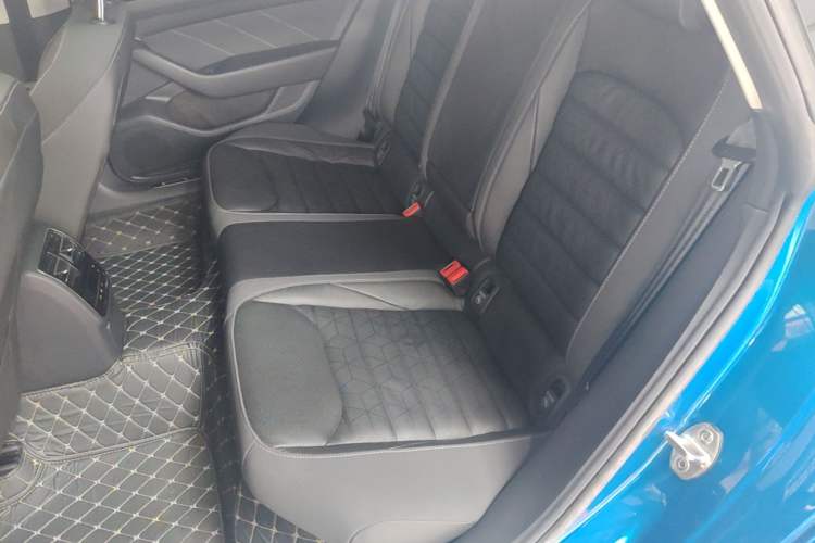 Used Volkswagen FAW-Volkswagen CC 2021 Estate Car 380TSI Vizion Edition Left Rear Seat