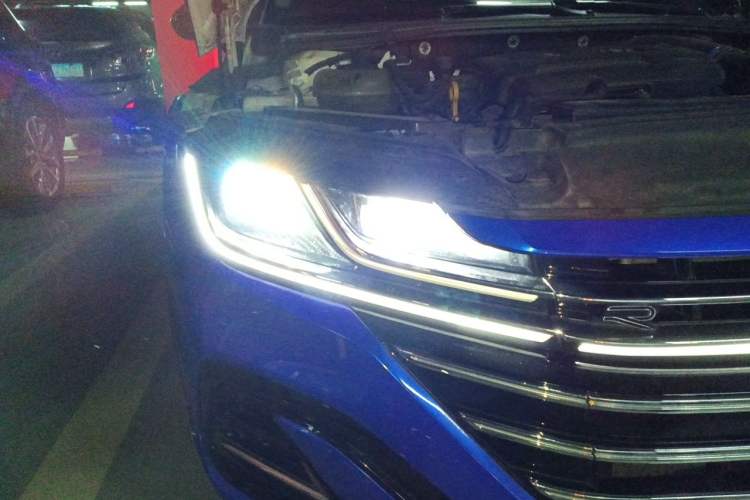 Used Volkswagen FAW-Volkswagen CC 2021 380TSI Striking Edition Right Front Headlight