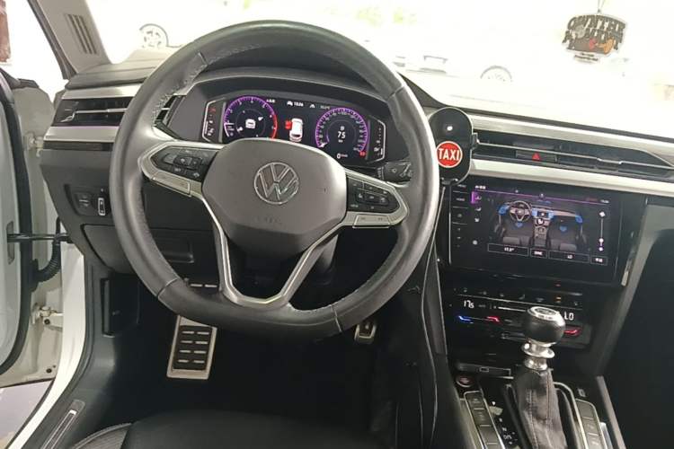 Used Volkswagen FAW-Volkswagen CC 2021 Estate Car 380TSI Vizion Edition Steering Wheel