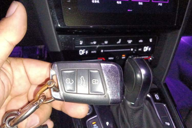 Used Volkswagen FAW-Volkswagen CC 2021 380TSI Striking Edition Vehicle Key