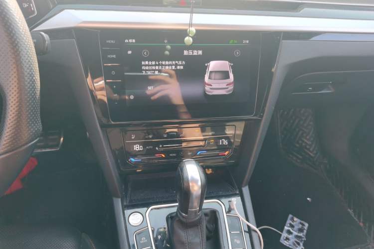 Used Volkswagen FAW-Volkswagen CC 2021 380TSI Striking Edition Audio And AC Panel